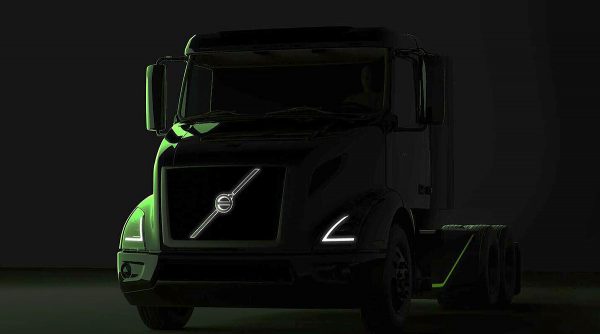 All-Electric Volvo VNR Hits American Market This Year