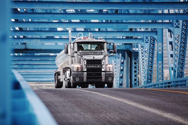 Big Trucks, Little Features – How Heavy-Duty Trucks Adopt Lightweight Features for Driver Comfort