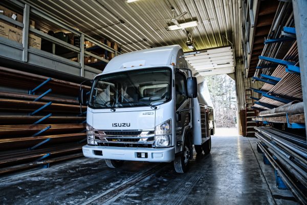 Isuzu Truck Offers Two New Gasoline Engines