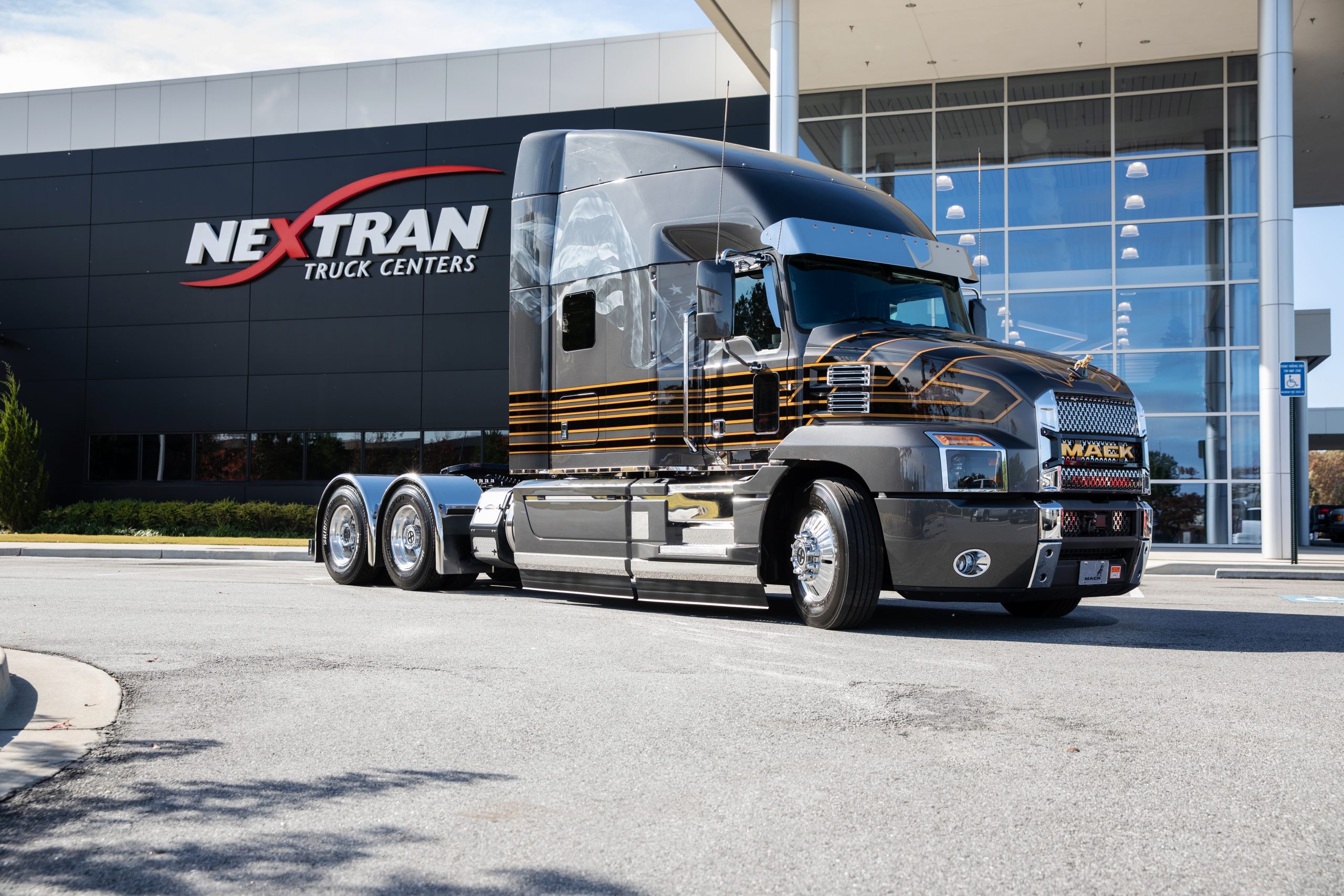 How to Buy a Mack Truck: Pick the Best Model for Your Fleet