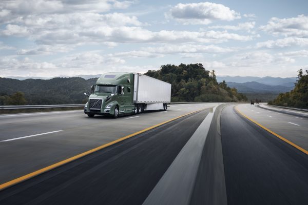 Short Haul vs. Long Haul Trucking