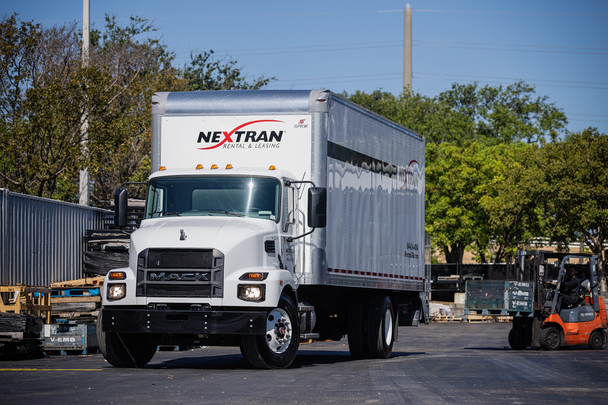 Learn About Nextran's Rental and Leasing Program for Trucks